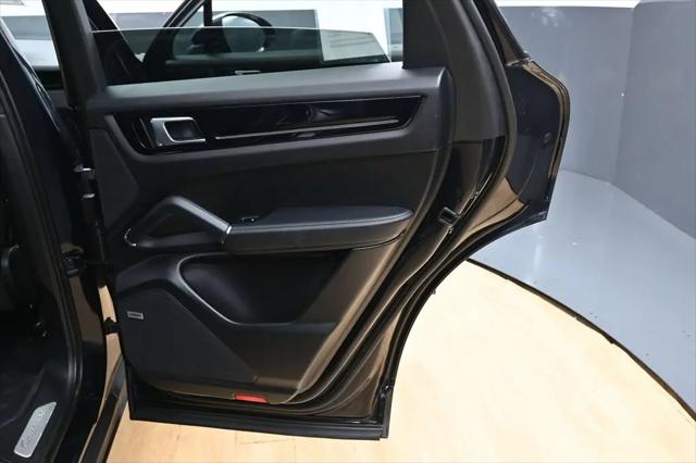 2021 Porsche Cayenne Cayenne