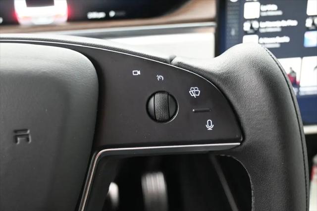 2023 Tesla Model X Standard Range
