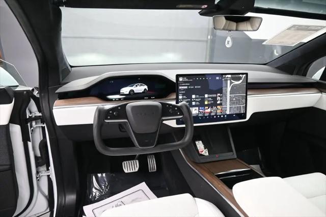 2023 Tesla Model X Standard Range