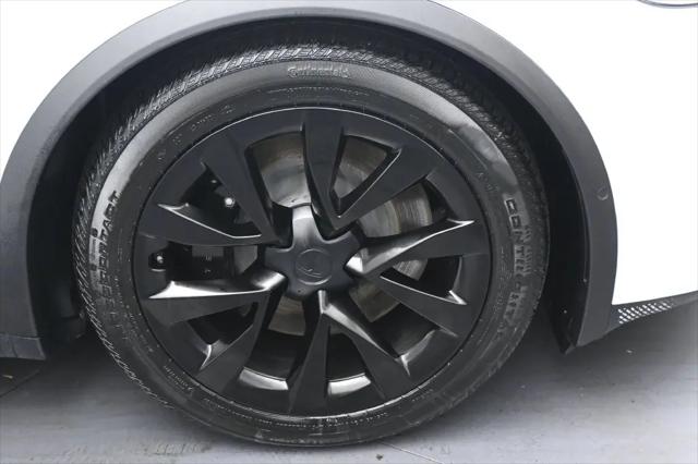 2023 Tesla Model X Standard Range