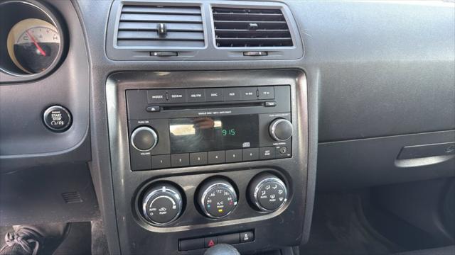 2014 Dodge Challenger SXT