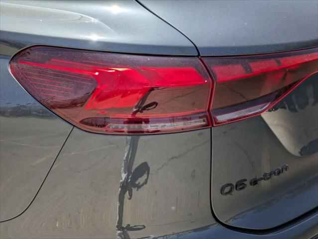 2027 Audi Q6 e-tron Premium quattro