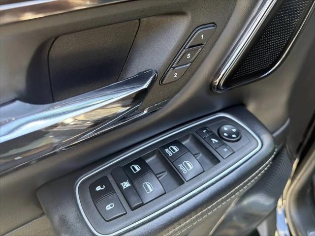2022 Ram 1500 Limited Crew Cab 4x4 57 Box