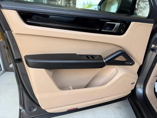 2021 Porsche Cayenne Cayenne