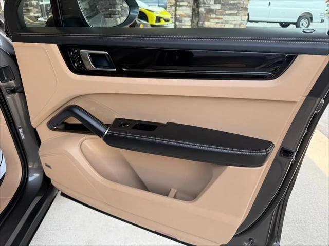 2021 Porsche Cayenne Cayenne