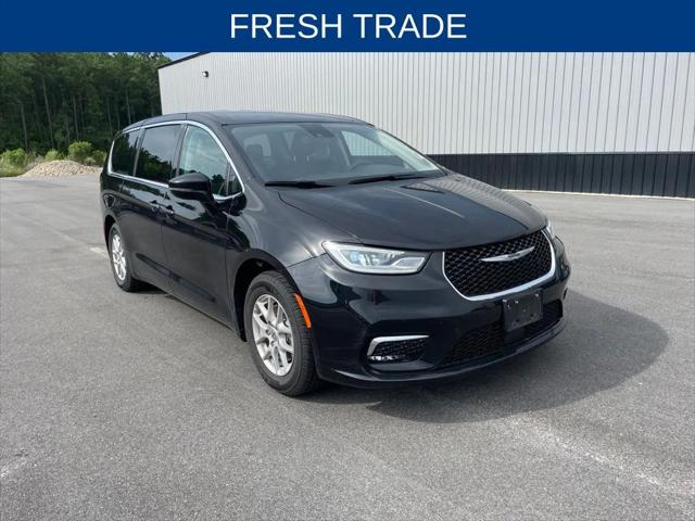 2024 Chrysler Pacifica Touring L for sale in New Bern, NC