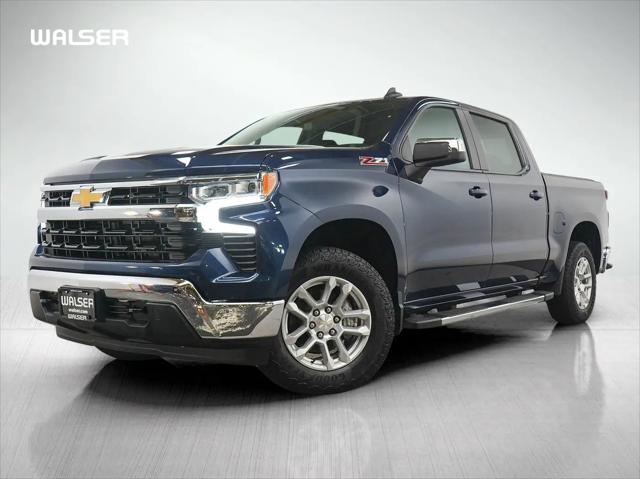 2022 Chevrolet Silverado 1500 4WD Crew Cab Standard Bed LT for sale in Burnsville, MN