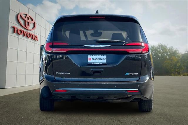2023 Chrysler Pacifica Hybrid Touring L
