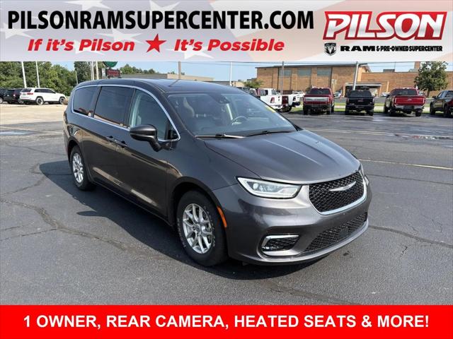 2023 Chrysler Pacifica Touring L for sale in Charleston, IL