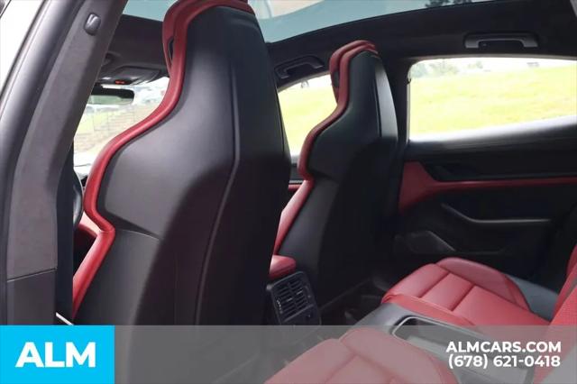 2020 Porsche Taycan Turbo