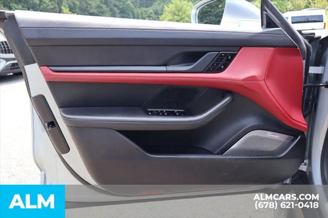 2020 Porsche Taycan Turbo