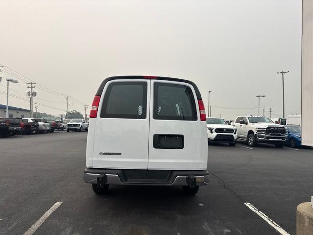 2025 Chevrolet Express Cargo RWD 2500 Regular Wheelbase WT 2025 Chevrolet Express Cargo RWD 2500 Regular Wheelbase WT