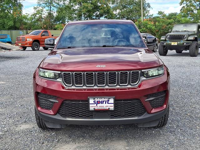 2025 Jeep Grand Cherokee Laredo 4x4 2025 Jeep Grand Cherokee Laredo 4x4