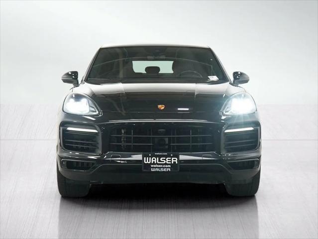 2023 Porsche Cayenne Platinum Edition