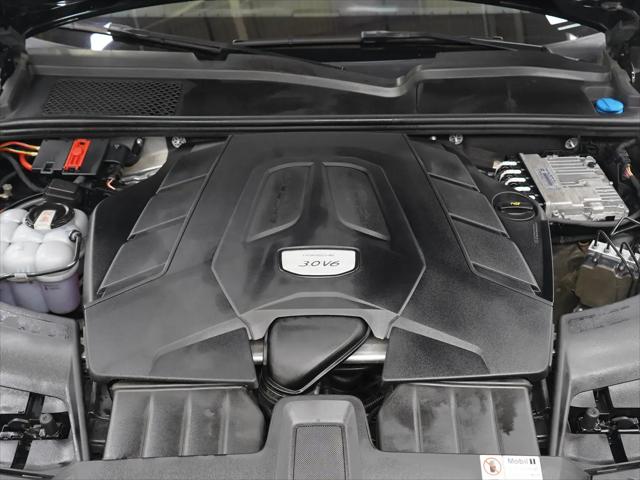 2023 Porsche Cayenne Platinum Edition