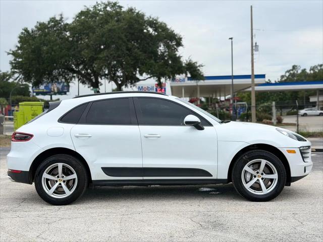 2018 Porsche Macan Macan