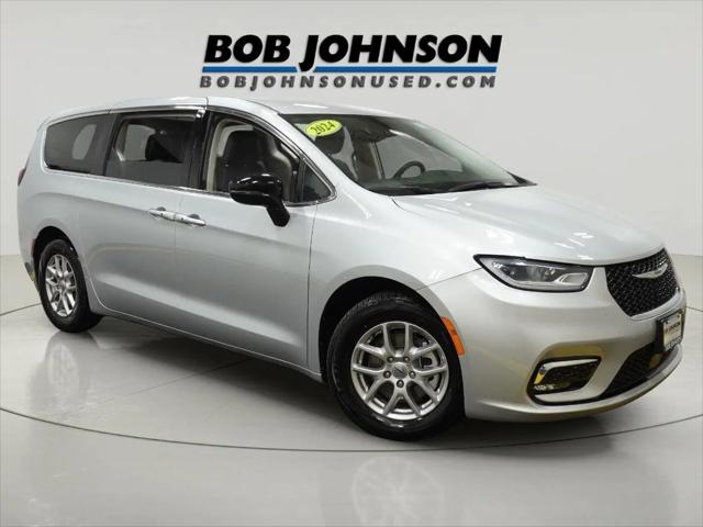2024 Chrysler Pacifica Touring L for sale in Spencerport, NY