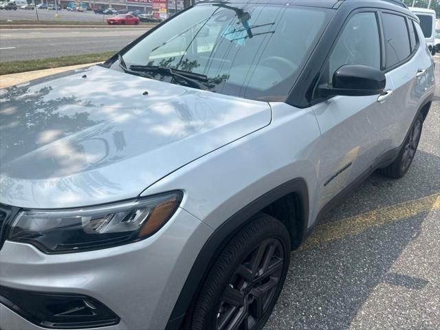 2025 Jeep Compass Limited 4x4 2025 Jeep Compass Limited 4x4