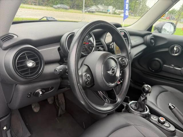 2015 MINI Hardtop Cooper