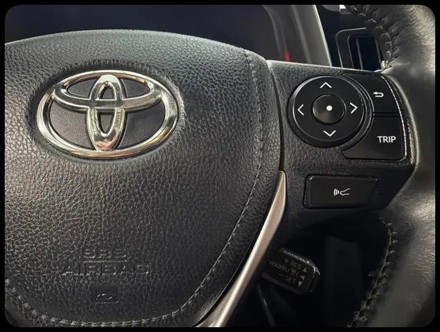 2017 Toyota RAV4 SE