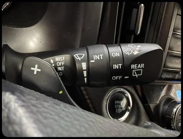 2017 Toyota RAV4 SE