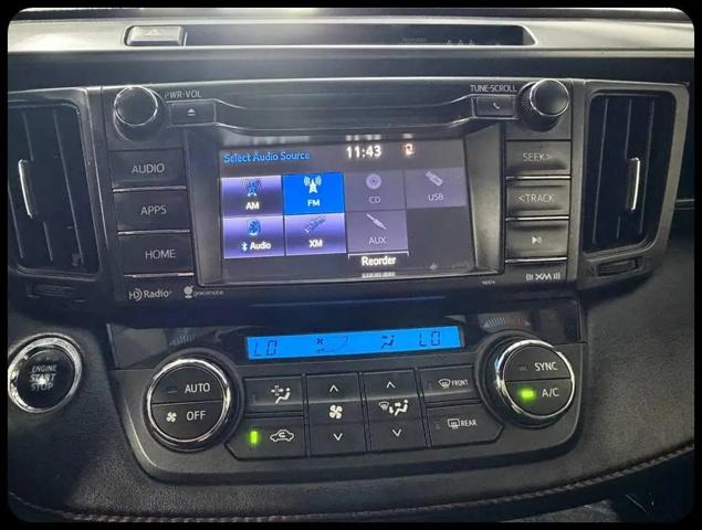 2017 Toyota RAV4 SE