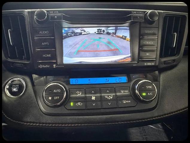 2017 Toyota RAV4 SE