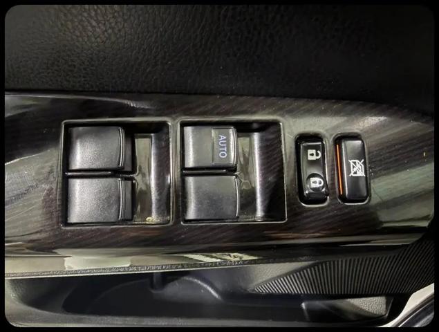 2017 Toyota RAV4 SE