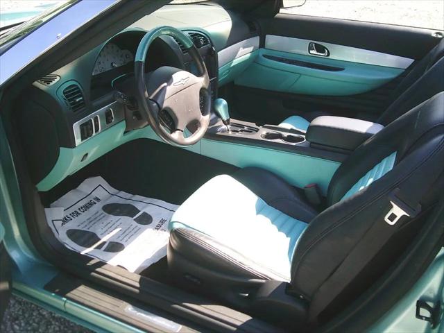 2002 Ford Thunderbird Deluxe
