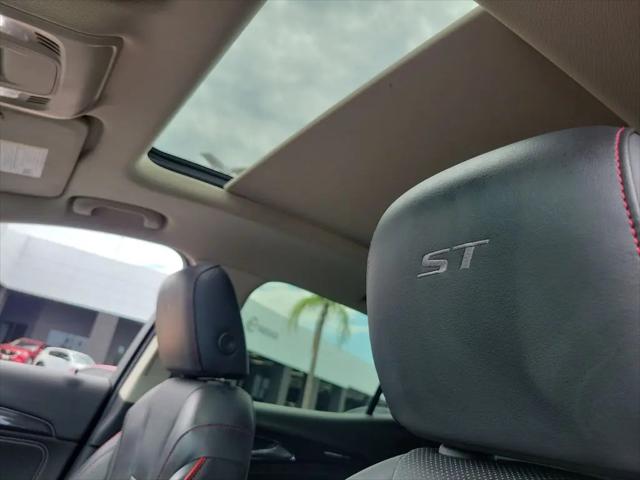 2023 Buick Envision Essence FWD