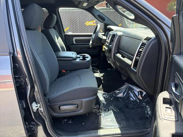 2024 Ram 1500 Classic Warlock Crew Cab 4x4 57 Box