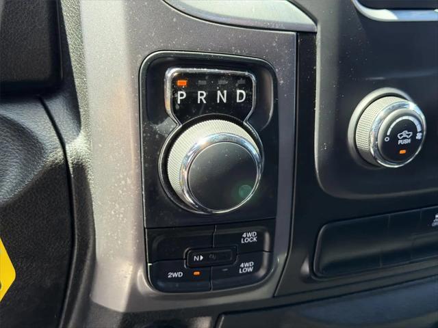 2024 Ram 1500 Classic Warlock Crew Cab 4x4 57 Box