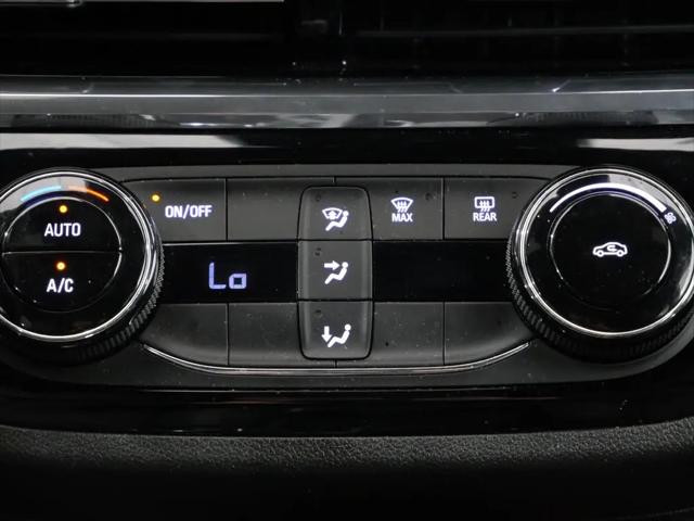 2025 Buick NV Sport Touring FWD