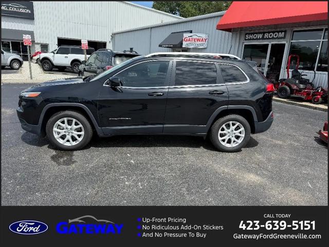 2018 Jeep Cherokee Latitude Plus FWD for sale in Greeneville, TN