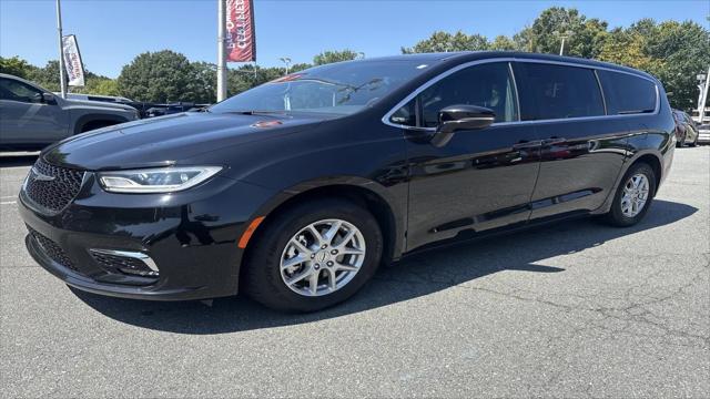 2025 Chrysler Pacifica Select for sale in Winston-Salem, NC