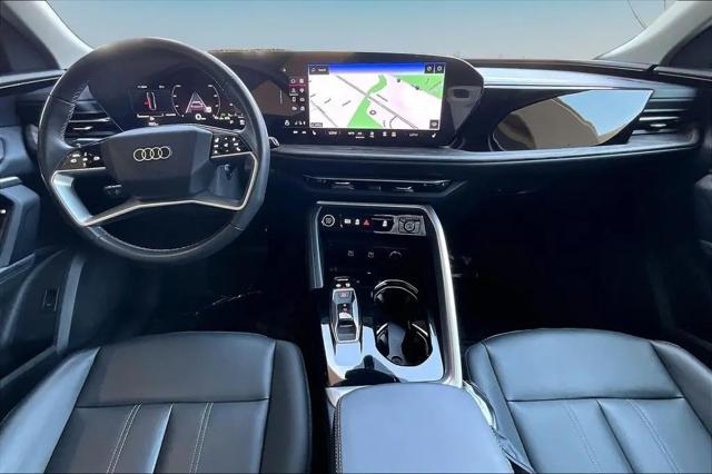 2025 Audi Q5 Premium TFSI quattro S tronic