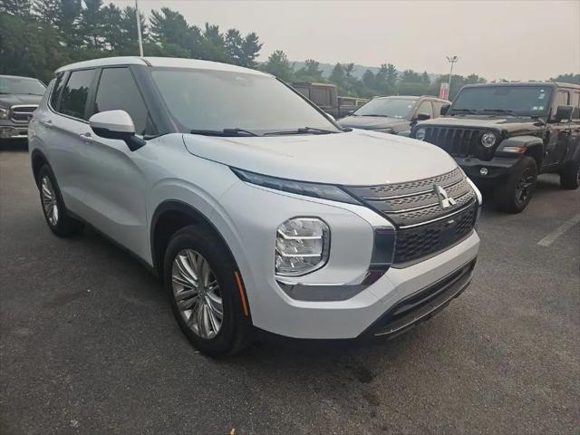 2022 Mitsubishi Outlander ES 2.5 2WD for sale in Downingtown, PA