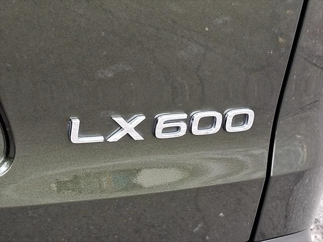 2024 Lexus LX Luxury
