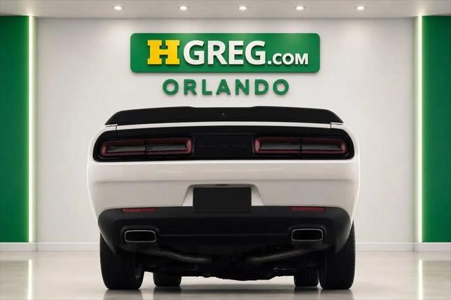 2021 Dodge Challenger SXT