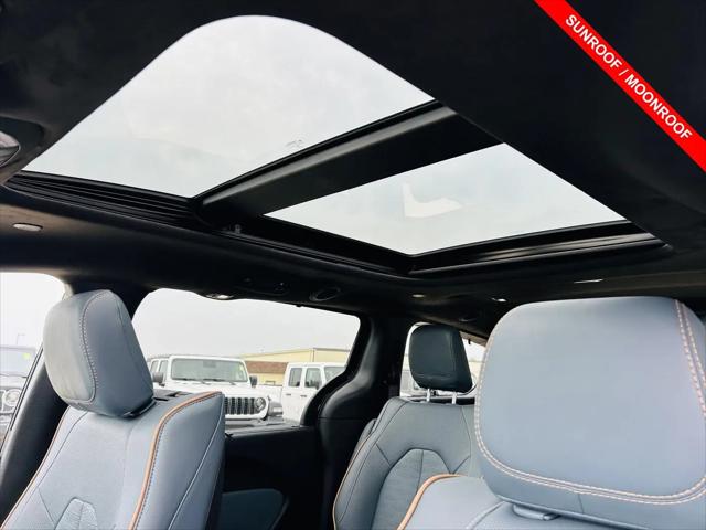 2027 Chrysler Pacifica Pinnacle