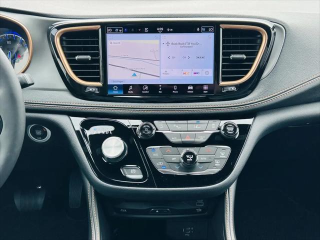 2027 Chrysler Pacifica Pinnacle