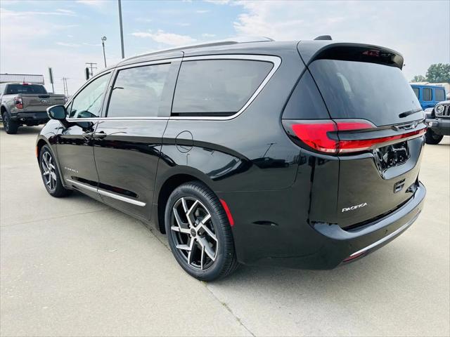 2027 Chrysler Pacifica Pinnacle