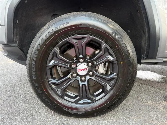 2023 GMC Canyon 2WD Crew Cab Short Box Elevation
