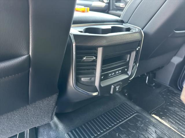 2027 Ram 3500 Chassis Cab Big Horn