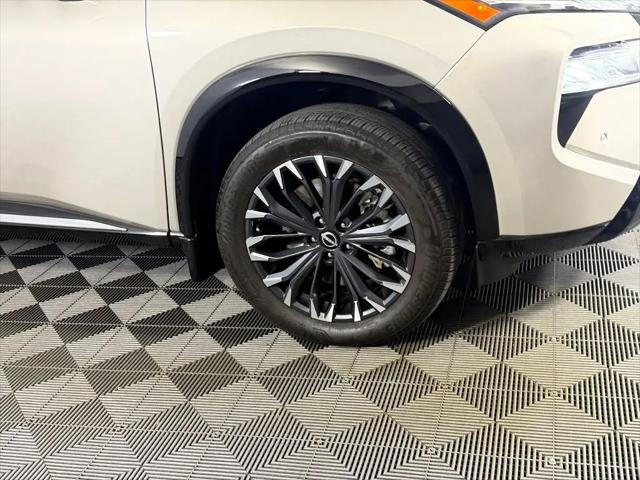 2025 Nissan Rogue Platinum FWD