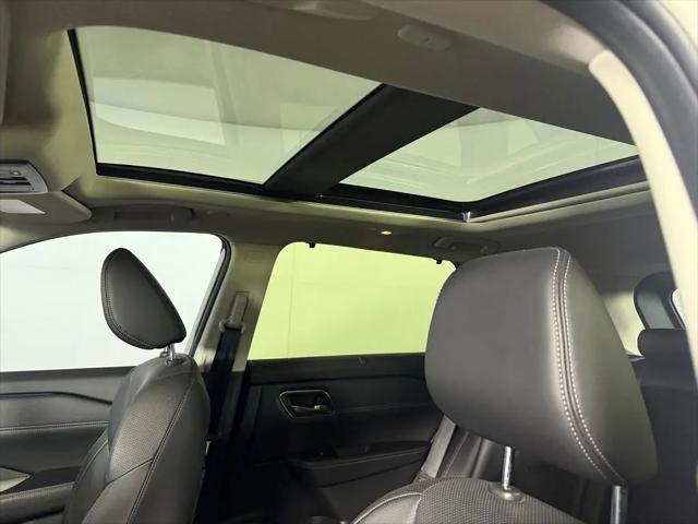 2025 Nissan Rogue Platinum FWD