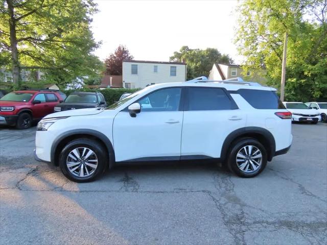 2024 Nissan Pathfinder SL 4WD
