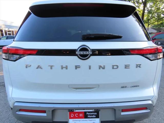 2024 Nissan Pathfinder SL 4WD