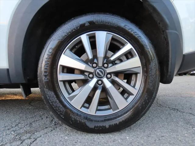 2024 Nissan Pathfinder SL 4WD