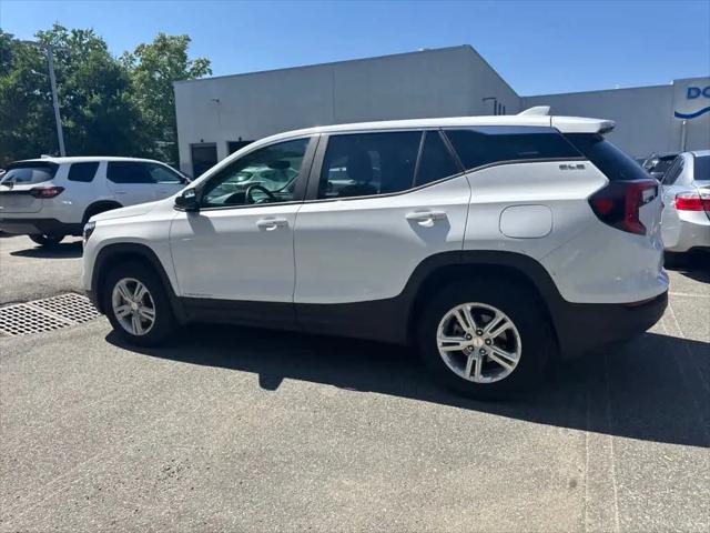 2024 GMC Terrain AWD SLE